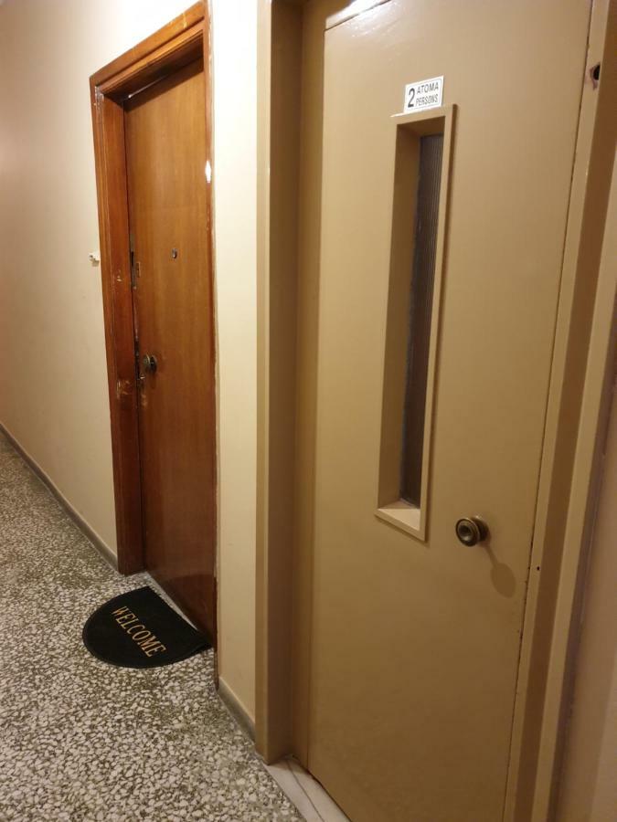 Cozy Apt Next To Metro And Close To Acropolis! アテネ エクステリア 写真